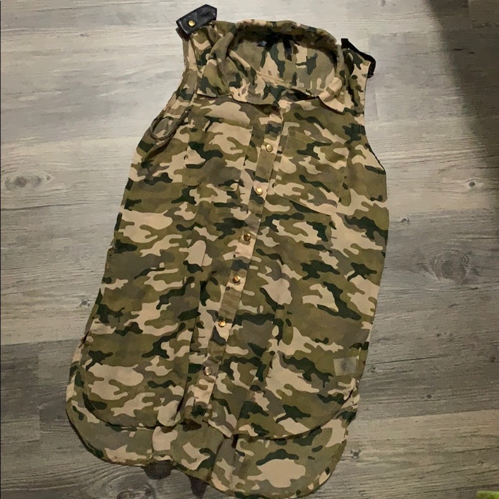 Camo tank top